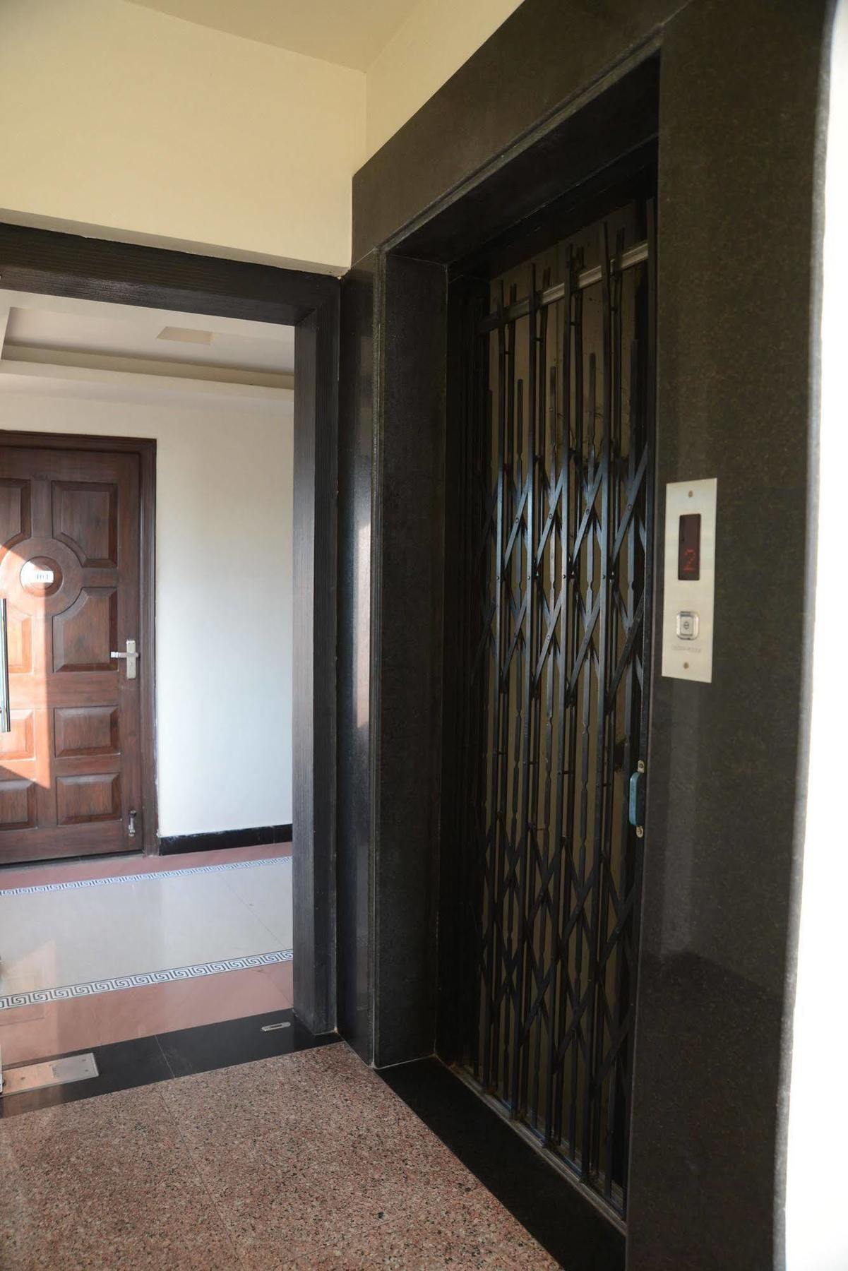 Divine Destination Hotel Varanasi Exterior foto